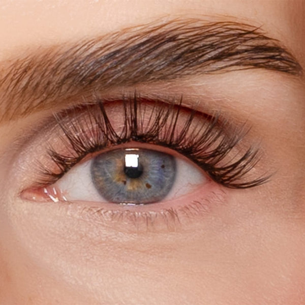 lash-lover-gl-1050-web-horizontal-closeup-lucia_wS8K.jpg
